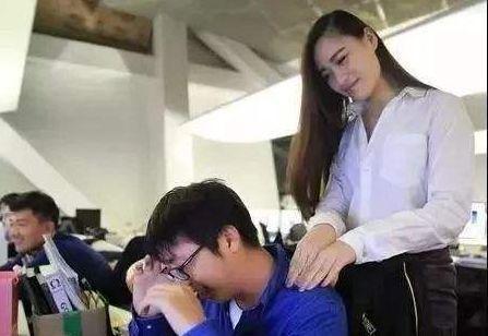 電梯調(diào)試員技術(shù)比維保高_it技術(shù)員_it項目技術(shù)方案